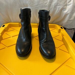 Aquatalia Black Leather Heeled Ankle Boots